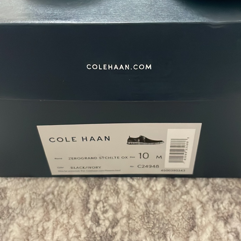 BRAND NEW COLE HAAN ZEROGRANDS - Picture 3 of 6